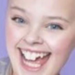 Meet your Posher, Adriana